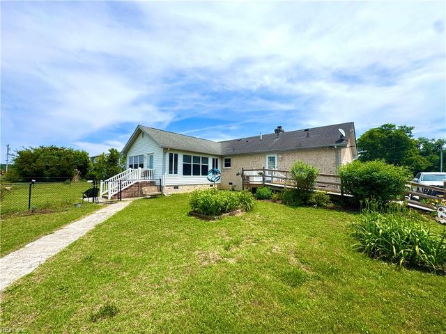 23104 Storys Station Rd, Courtland, VA 23837