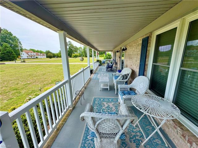 23104 Storys Station Rd, Courtland, VA 23837