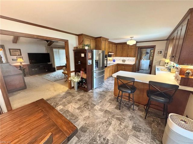 23104 Storys Station Rd, Courtland, VA 23837