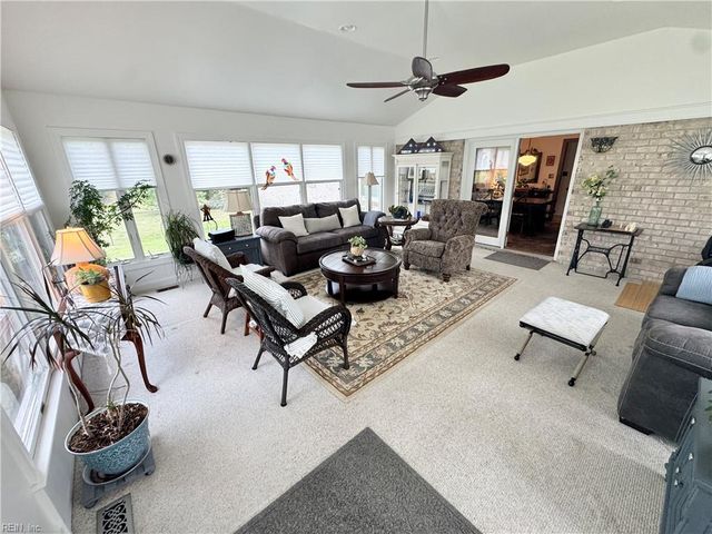 23104 Storys Station Rd, Courtland, VA 23837