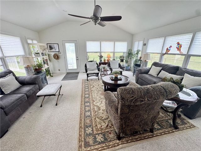 23104 Storys Station Rd, Courtland, VA 23837