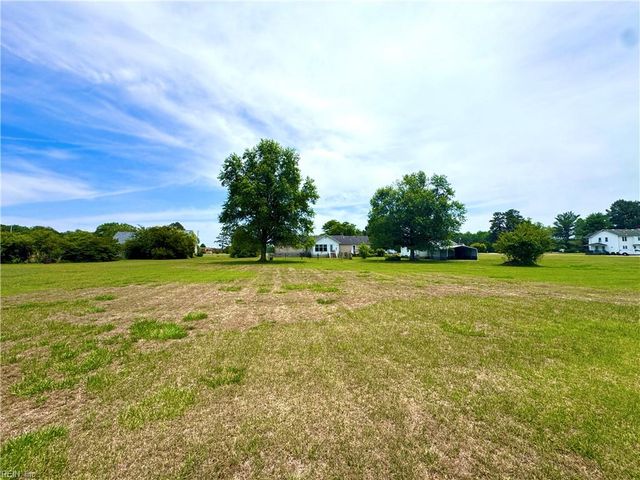 23104 Storys Station Rd, Courtland, VA 23837
