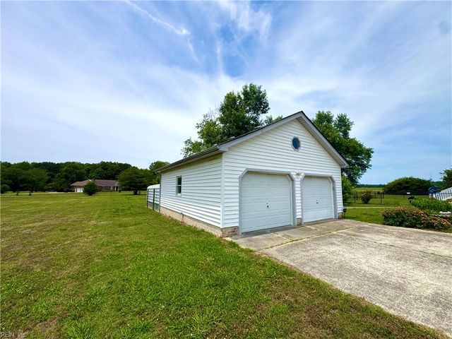 23104 Storys Station Rd, Courtland, VA 23837