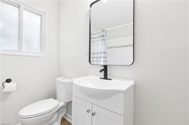 412 Lineberry Rd, Virginia Beach, VA 23452
