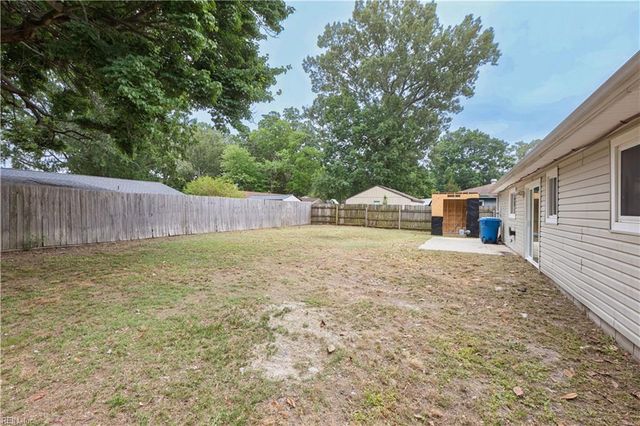 412 Lineberry Rd, Virginia Beach, VA 23452
