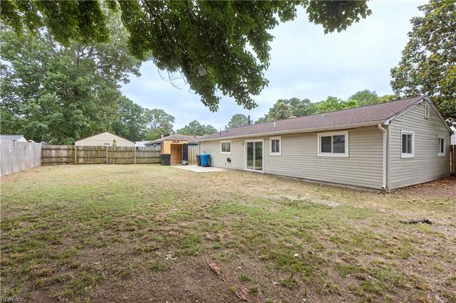 412 Lineberry Rd, Virginia Beach, VA 23452