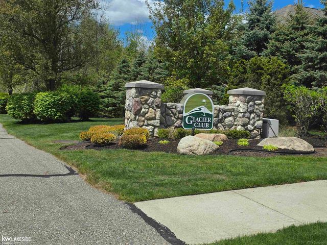 7001 Venturi Drive, Washington Twp, MI 48094