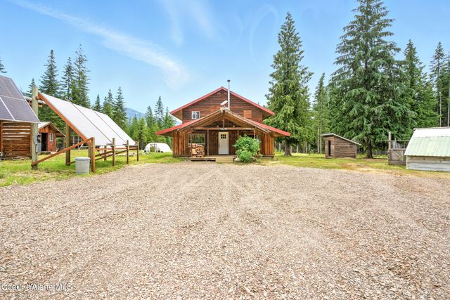 475 Old Range Rd, Clark Fork, ID 83811