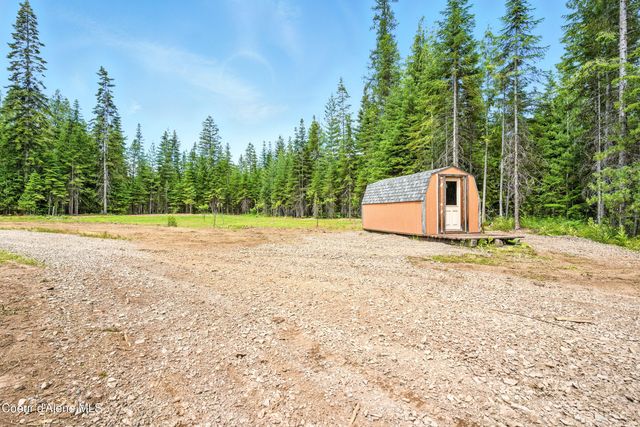 475 Old Range Rd, Clark Fork, ID 83811