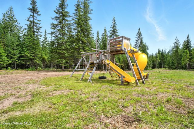 475 Old Range Rd, Clark Fork, ID 83811