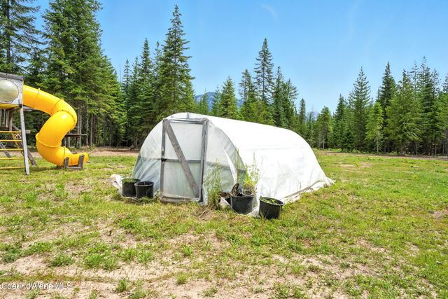 475 Old Range Rd, Clark Fork, ID 83811