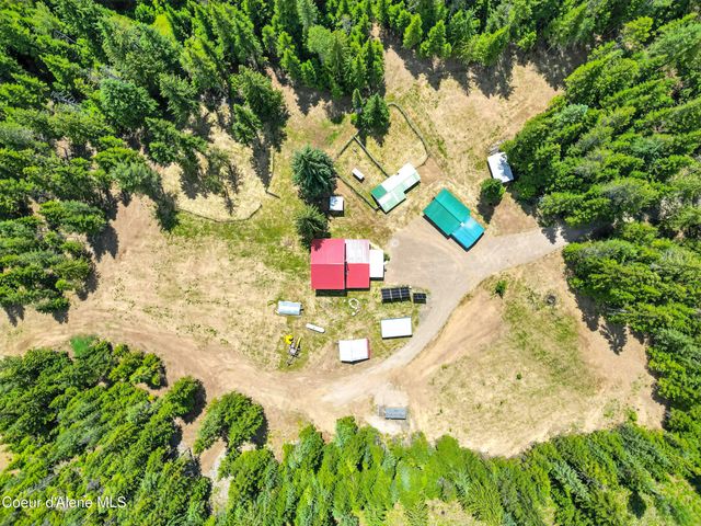 475 Old Range Rd, Clark Fork, ID 83811