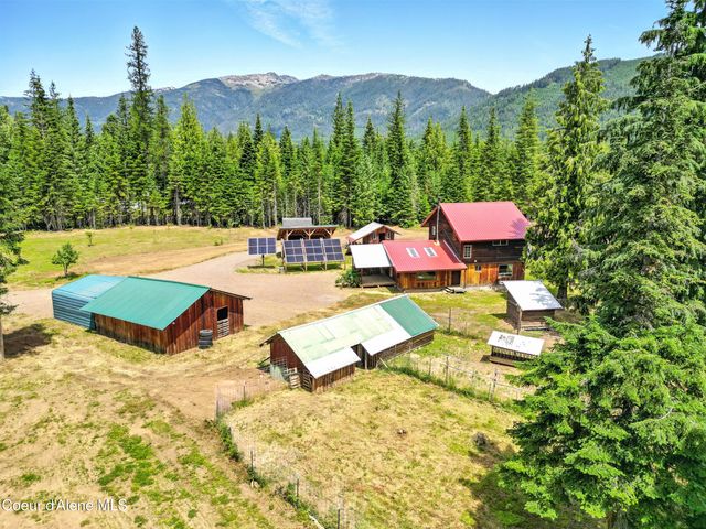 475 Old Range Rd, Clark Fork, ID 83811