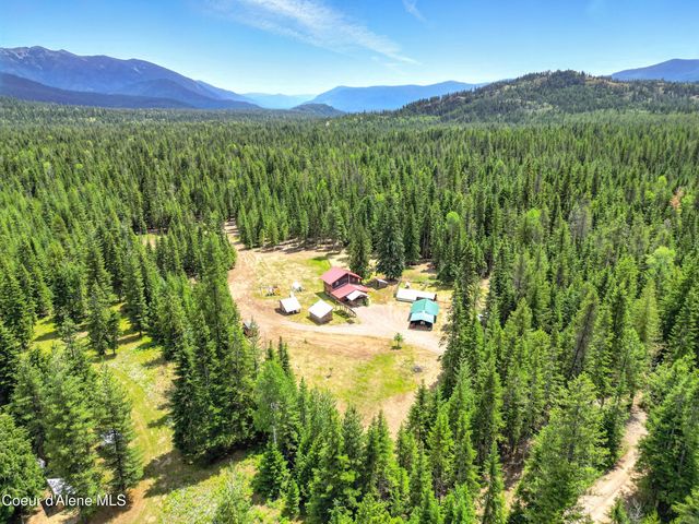 475 Old Range Rd, Clark Fork, ID 83811