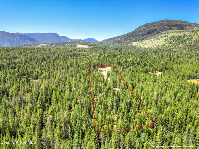 475 Old Range Rd, Clark Fork, ID 83811