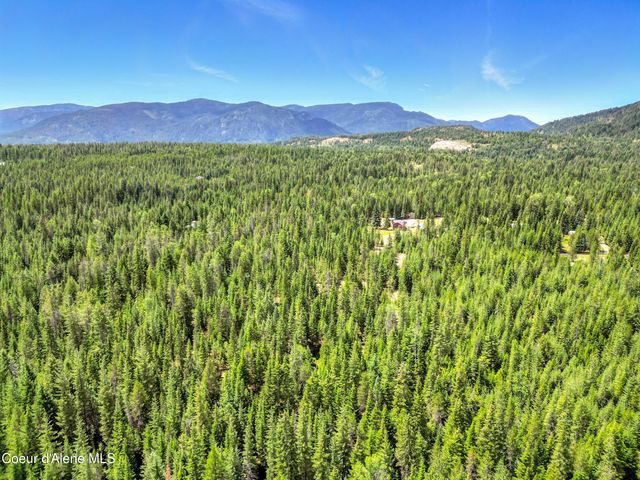 475 Old Range Rd, Clark Fork, ID 83811