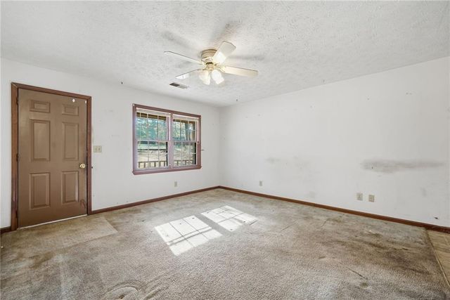 850 King SE Drive, Conyers, GA 30094