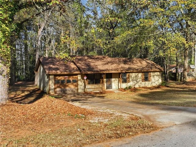 850 King SE Drive, Conyers, GA 30094