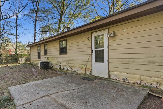 850 King SE Drive, Conyers, GA 30094