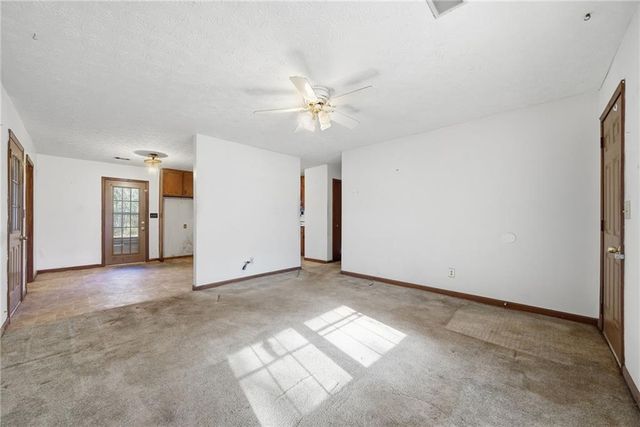 850 King SE Drive, Conyers, GA 30094