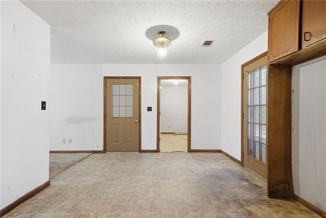 850 King SE Drive, Conyers, GA 30094