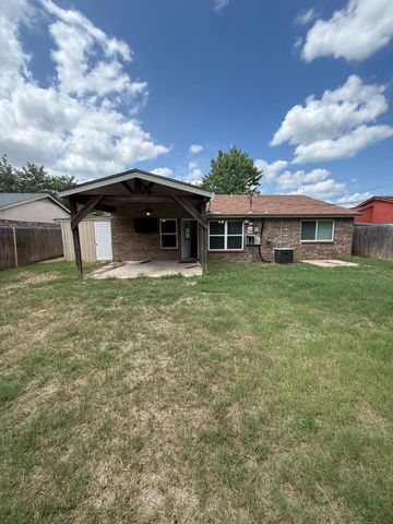 6212 Kary Lynn Drive S, Watauga, TX 76148