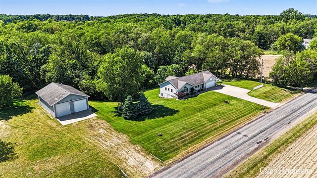 4444 2nd Street, Caledonia, MI 49316