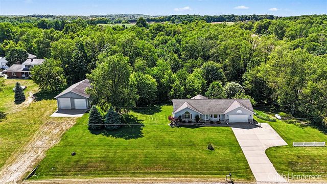 4444 2nd Street, Caledonia, MI 49316
