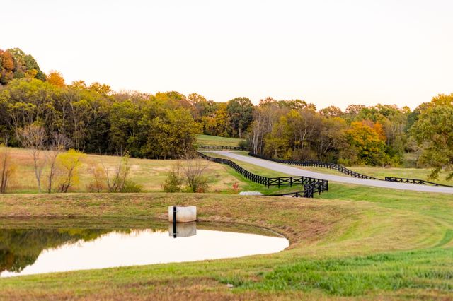 2001 Vista Creek Ln, Franklin, TN 37064