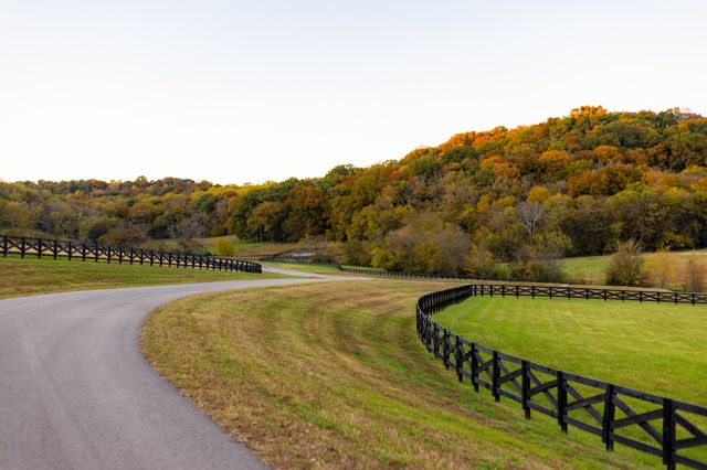 2001 Vista Creek Ln, Franklin, TN 37064