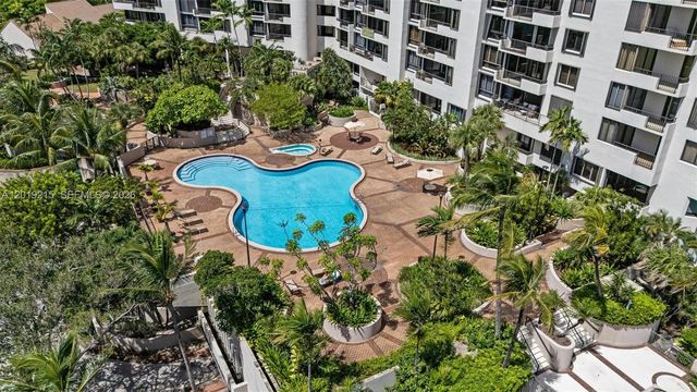 520 Brickell Key Dr A710, Miami, FL 33131