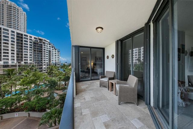 520 Brickell Key Dr A710, Miami, FL 33131