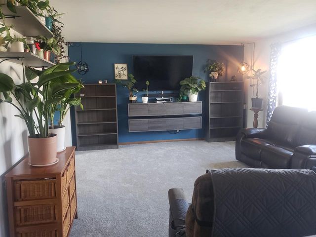 116 Meadow Lane, Deforest, WI 53532