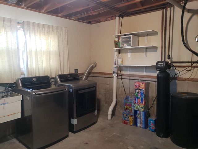 116 Meadow Lane, Deforest, WI 53532