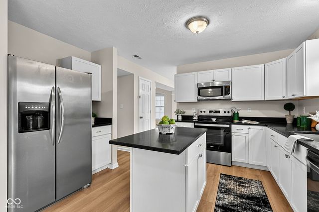 13286 Eastwood Lane, Fishers, IN 46038