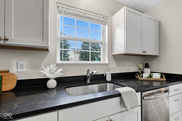 13286 Eastwood Lane, Fishers, IN 46038
