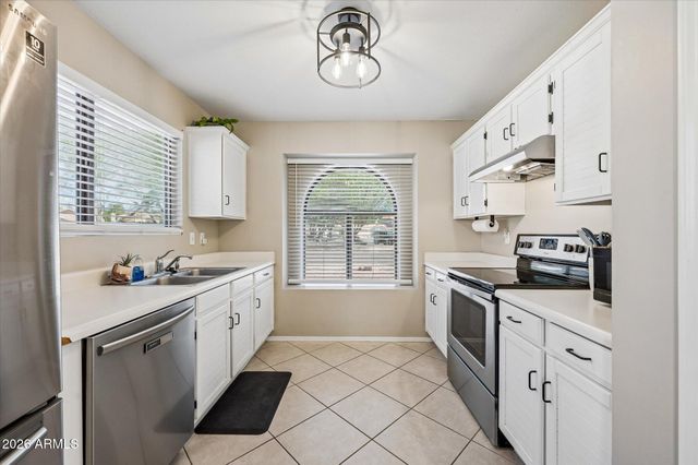 1310 S PARKCREST Street, Mesa, AZ 85206