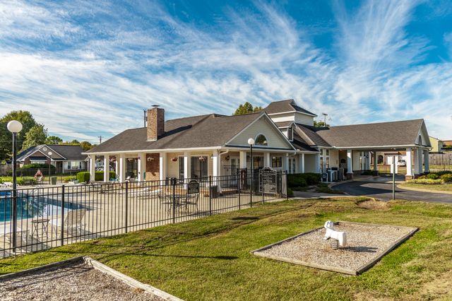 137 Southern Trce, Hendersonville, TN 37075