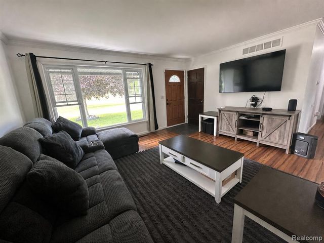 3422 Crandon Drive, Davison, MI 48423