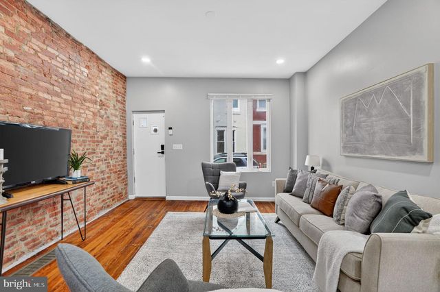 1346 N DOVER ST, Philadelphia, PA 19121