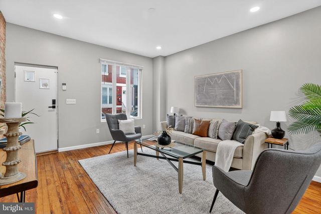 1346 N DOVER ST, Philadelphia, PA 19121