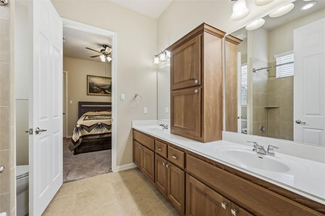 7607 Pace Ravine DR, Lago Vista, TX 78645