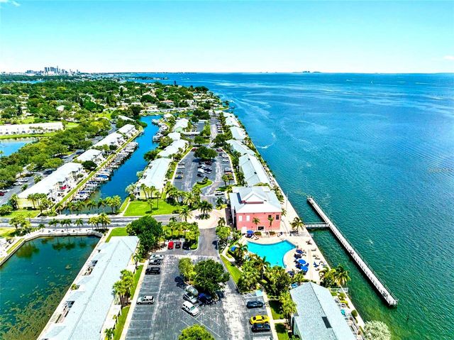 5176 SALMON DRIVE SE A, St Petersburg, FL 33705