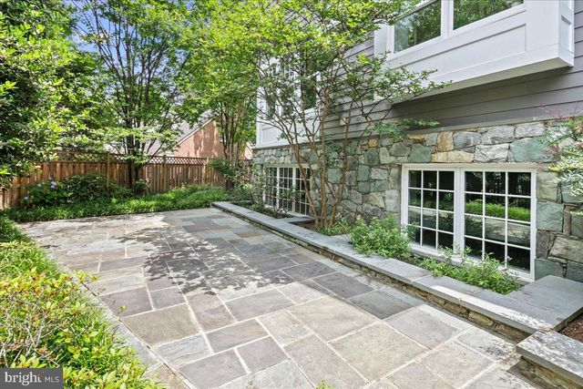 4615 32ND ST N, Arlington, VA 22207
