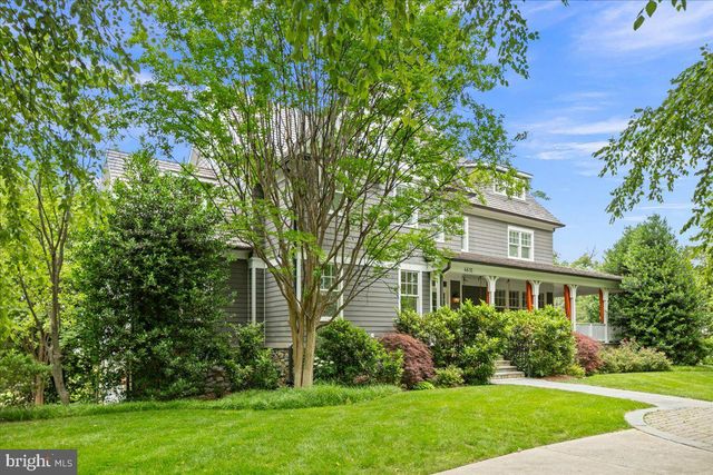 4615 32ND ST N, Arlington, VA 22207