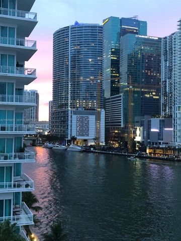 888 Brickell Key Dr 804, Miami, FL 33131