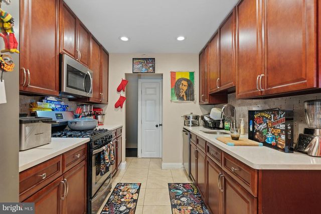 2874 TOLBUT ST, Philadelphia, PA 19136