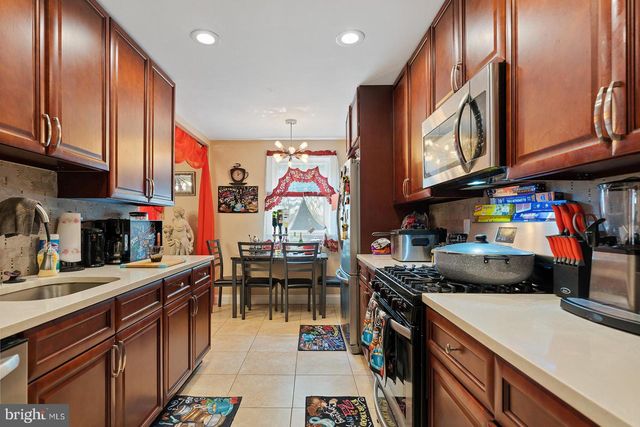 2874 TOLBUT ST, Philadelphia, PA 19136