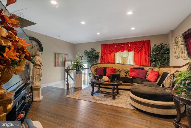 2874 TOLBUT ST, Philadelphia, PA 19136