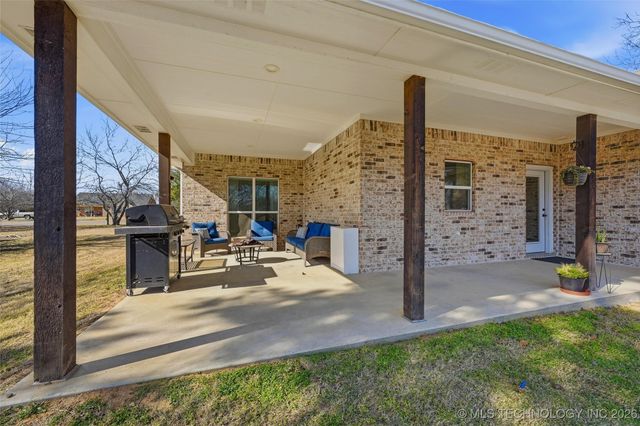 1110 N 49th Avenue, Durant, OK 74701